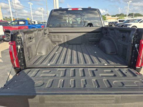 Used 2025 Ford F150 Lariat w/ Equipment Group 501A Mid AWD/4WD image 15