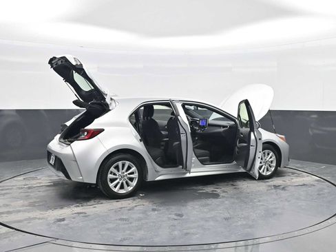 Used 2024 Toyota Corolla SE image 37