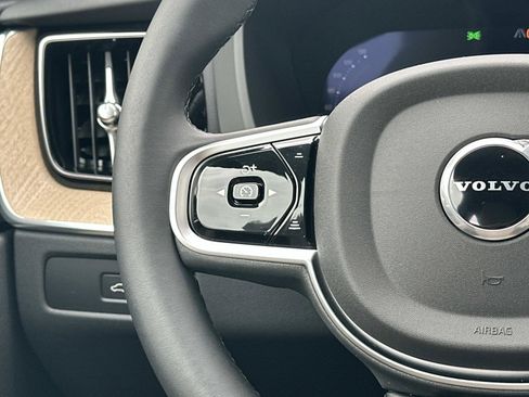 New 2026 Volvo XC60 B5 Plus w/ Protection Package Premier image 8