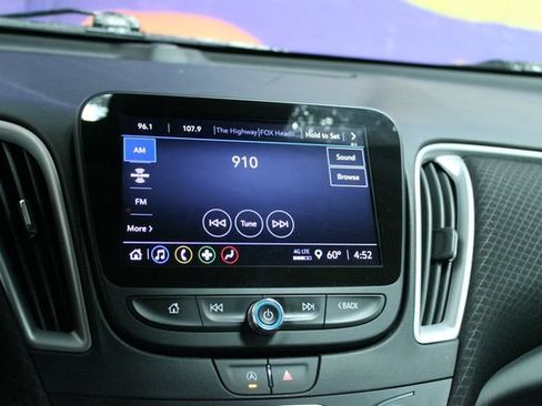 Used 2023 Chevrolet Malibu LT FWD image 17