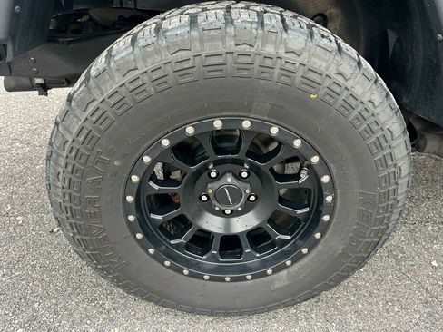 Used 2018 Jeep Wrangler Unlimited Sport S AWD/4WD image 15