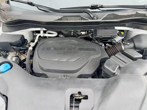 Used 2022 Honda Pilot Elite image 39