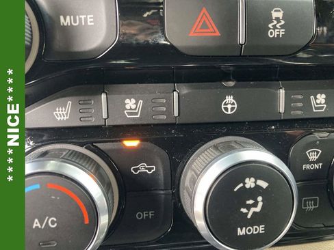 Used 2019 RAM 3500 Laramie image 20