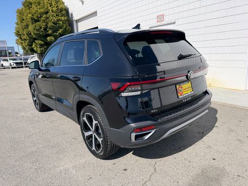 New 2026 Volkswagen Taos SEL AWD/4WD image 4