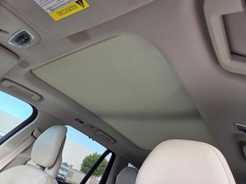 Used 2017 Volvo XC90 T8 Inscription w/ Vision Package AWD/4WD image 14