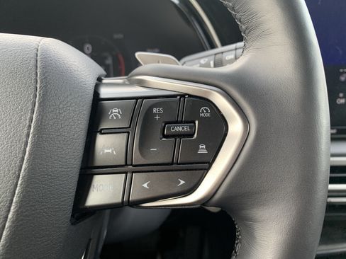 Used 2025 Lexus RX 350 Premium w/ Accessory Package (Z1) FWD image 20