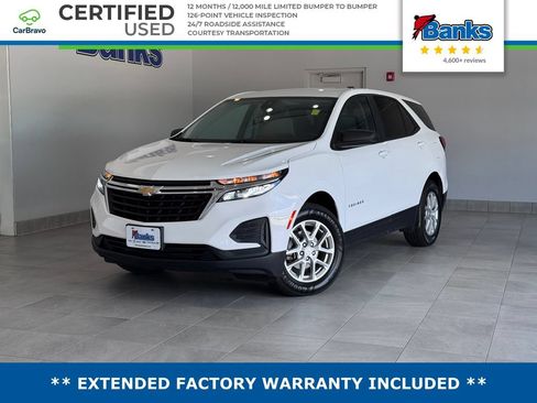 Certified 2022 Chevrolet Equinox LS w/ LS Convenience Package AWD/4WD image 1