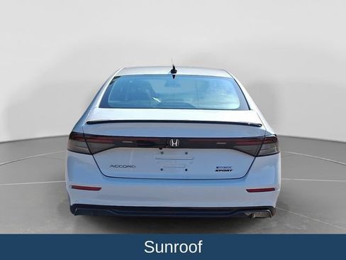 Used 2025 Honda Accord Sport image 6