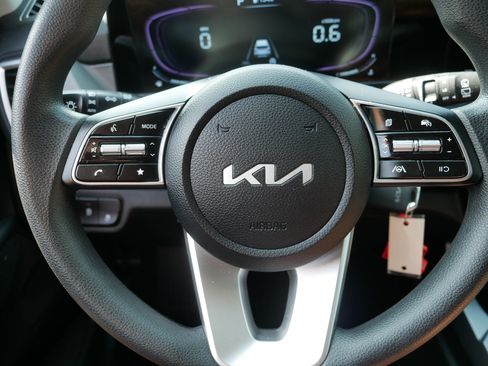Certified 2024 Kia Seltos LX AWD/4WD image 25