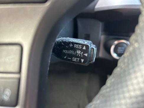 Used 2022 Toyota Tacoma TRD Off-Road w/ Technology Package AWD/4WD image 22