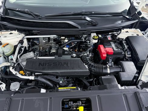 Certified 2026 Nissan Rogue SV AWD/4WD image 43