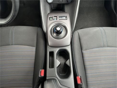 Used 2025 Nissan Leaf S FWD image 25