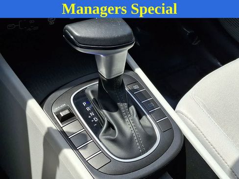 Used 2024 Hyundai Kona SEL FWD image 14