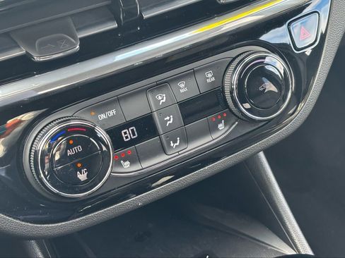 Used 2024 Buick Envista Sport Touring w/ Convenience I Package image 28