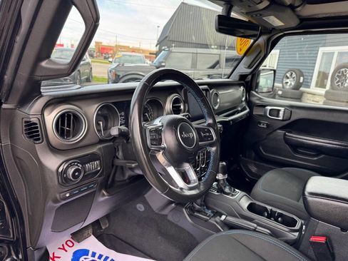 Used 2021 Jeep Wrangler Unlimited Rubicon 4xe w/ Steel Bumper Group image 18