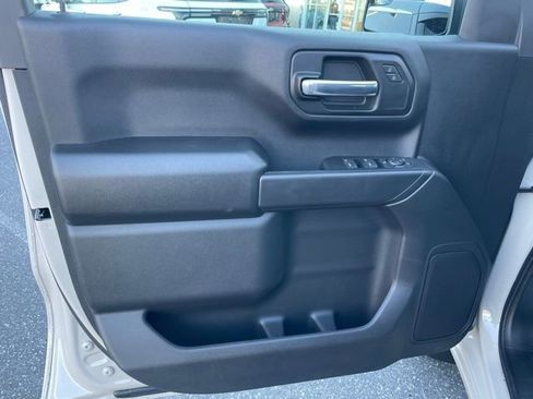 New 2026 Chevrolet Silverado 1500 Custom Trail Boss w/ LPO, Dark Essentials Package AWD/4WD image 28