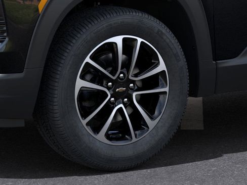 New 2025 Chevrolet TrailBlazer LT w/ Convenience Package image 9