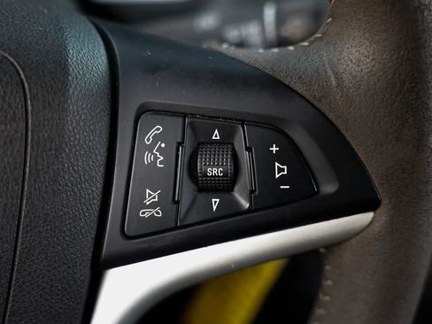 Used 2015 Chevrolet Camaro SS w/ SS Performance Package RWD image 25