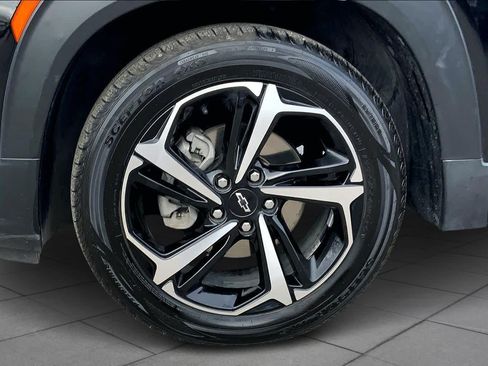 Used 2021 Chevrolet TrailBlazer RS w/ Convenience Package FWD image 11