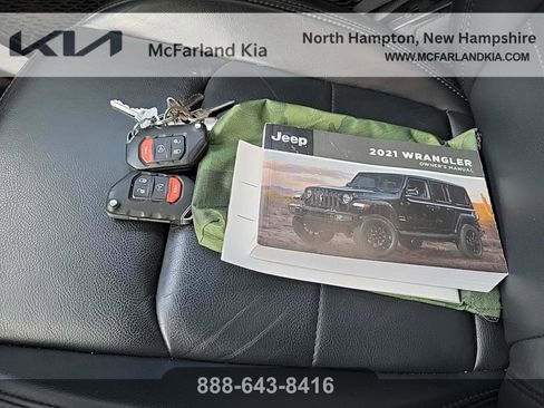 Used 2021 Jeep Wrangler Unlimited Sahara image 45