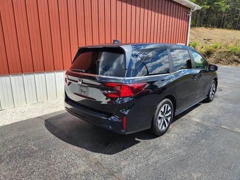 Used 2025 Honda Odyssey EX-L image 6