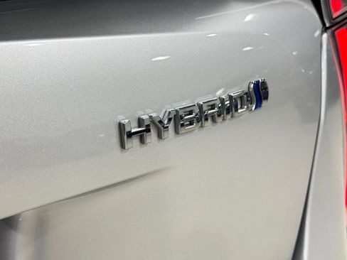 Used 2017 Toyota Prius Two image 70