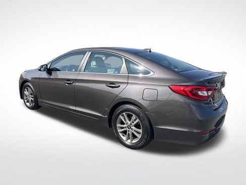 Used 2017 Hyundai Sonata SE FWD image 3