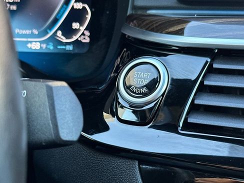 Used 2023 BMW 530e w/ Executive Package image 25