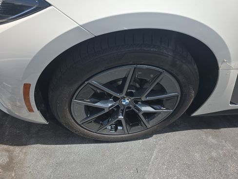 Used 2026 BMW i4 eDrive40 RWD image 4