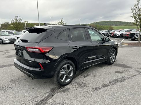 Used 2023 Ford Escape ST-Line AWD/4WD image 7
