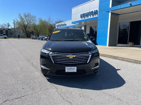 Used 2023 Chevrolet Traverse Premier w/ LPO, Cargo Package image 2