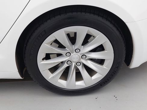 Used 2017 Tesla Model S image 35