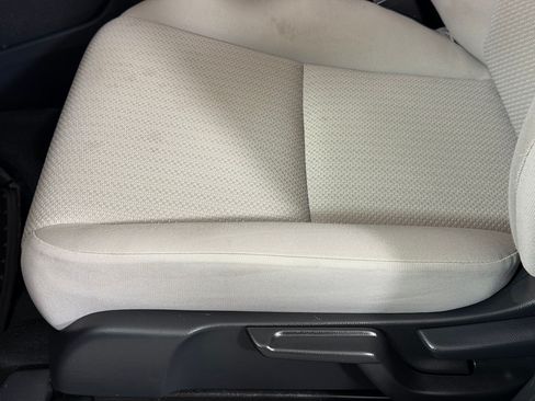 Used 2018 Honda HR-V EX image 14
