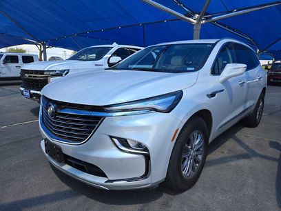 Certified 2023 Buick Enclave Essence