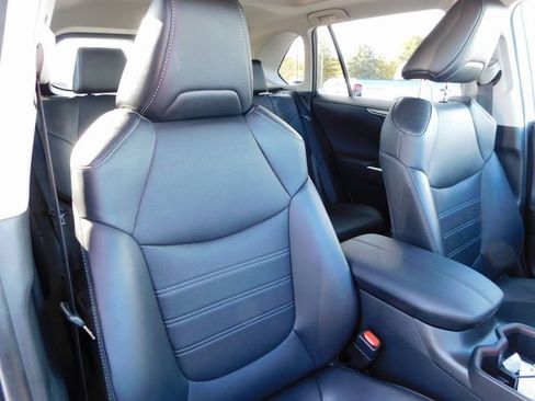 Used 2024 Toyota RAV4 Limited w/ Advanced Technology Package image 21