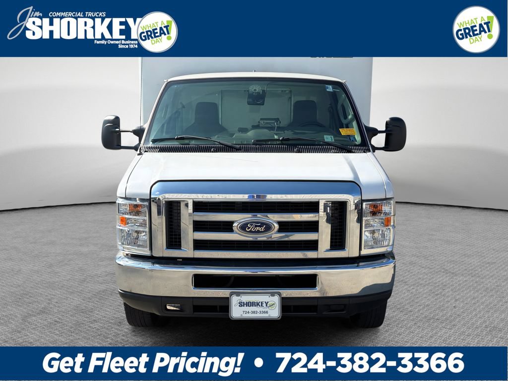 Used 2016 Ford E-350 and Econoline 350 Super Duty RWD image 9