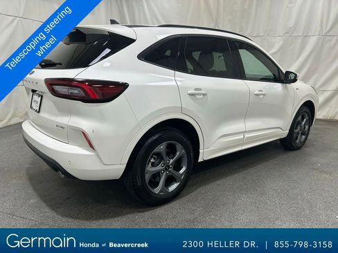Used 2024 Ford Escape ST-Line Select w/ Tech Pack #1 image 9