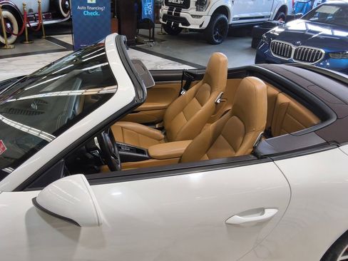 Used 2017 Porsche 911 Carrera S RWD image 12