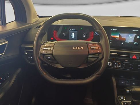 Used 2026 Kia Sportage LX FWD image 14