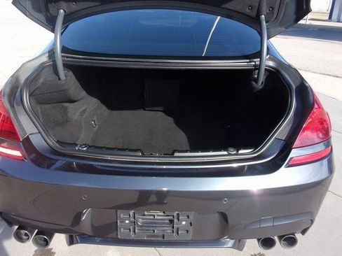 Used 2015 BMW M6 Coupe image 24