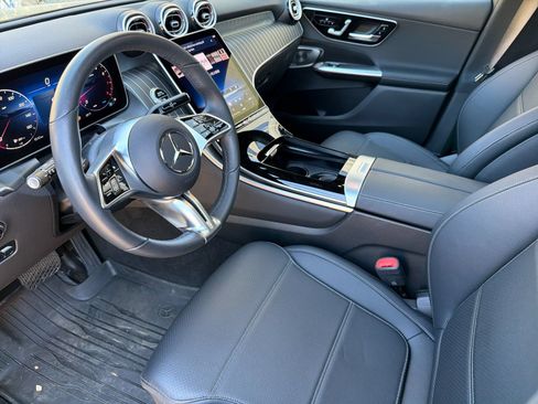 Used 2026 Mercedes-Benz GLC 300 4MATIC image 9
