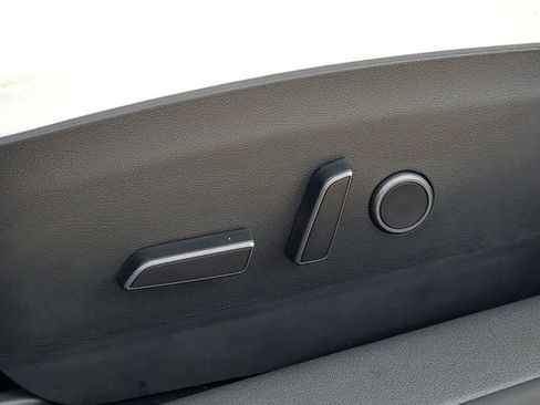 Used 2023 Tesla Model 3 Performance image 21