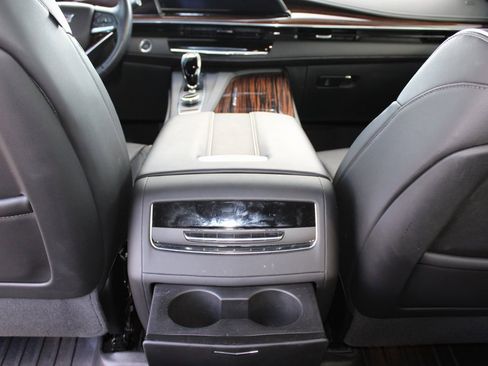 Used 2023 Cadillac Escalade Premium Luxury w/ Performance Package image 33