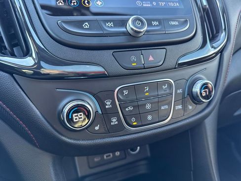 Used 2023 Chevrolet Equinox RS w/ RS Leather Package image 41
