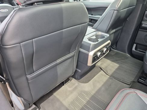 Used 2023 Ford Expedition Limited AWD/4WD image 18