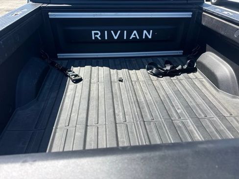 Used 2022 Rivian R1T Adventure AWD/4WD image 10