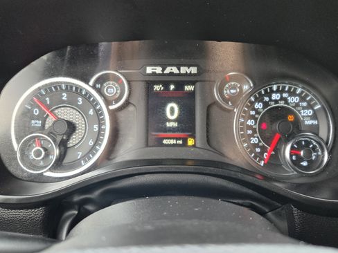 Used 2024 RAM 1500 Lone Star image 11