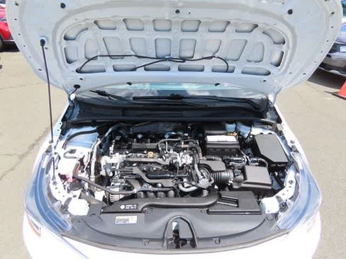 Used 2024 Toyota Corolla LE FWD image 10