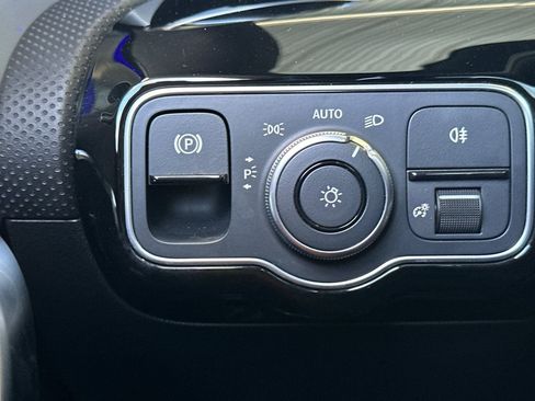 Used 2023 Mercedes-Benz CLA 35 AMG 4MATIC w/ Exterior Lighting Package image 30