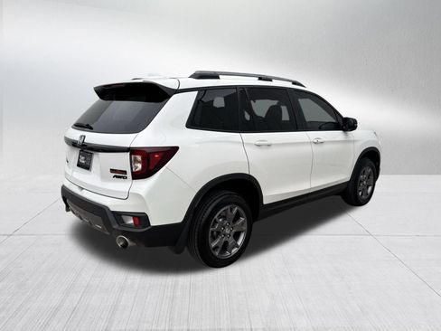 Used 2024 Honda Passport TrailSport image 6